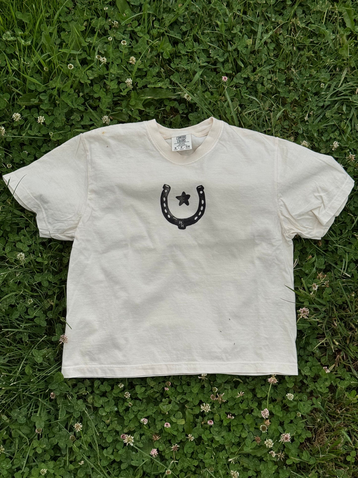 H&H Horseshoe Tee
